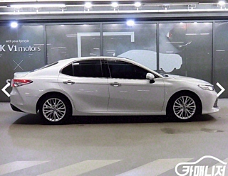 TOYOTA CAMRY XV70 2018