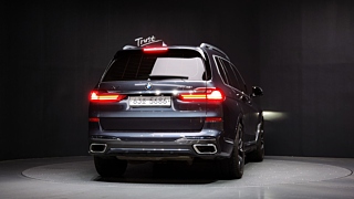 BMW X7 G07 2019