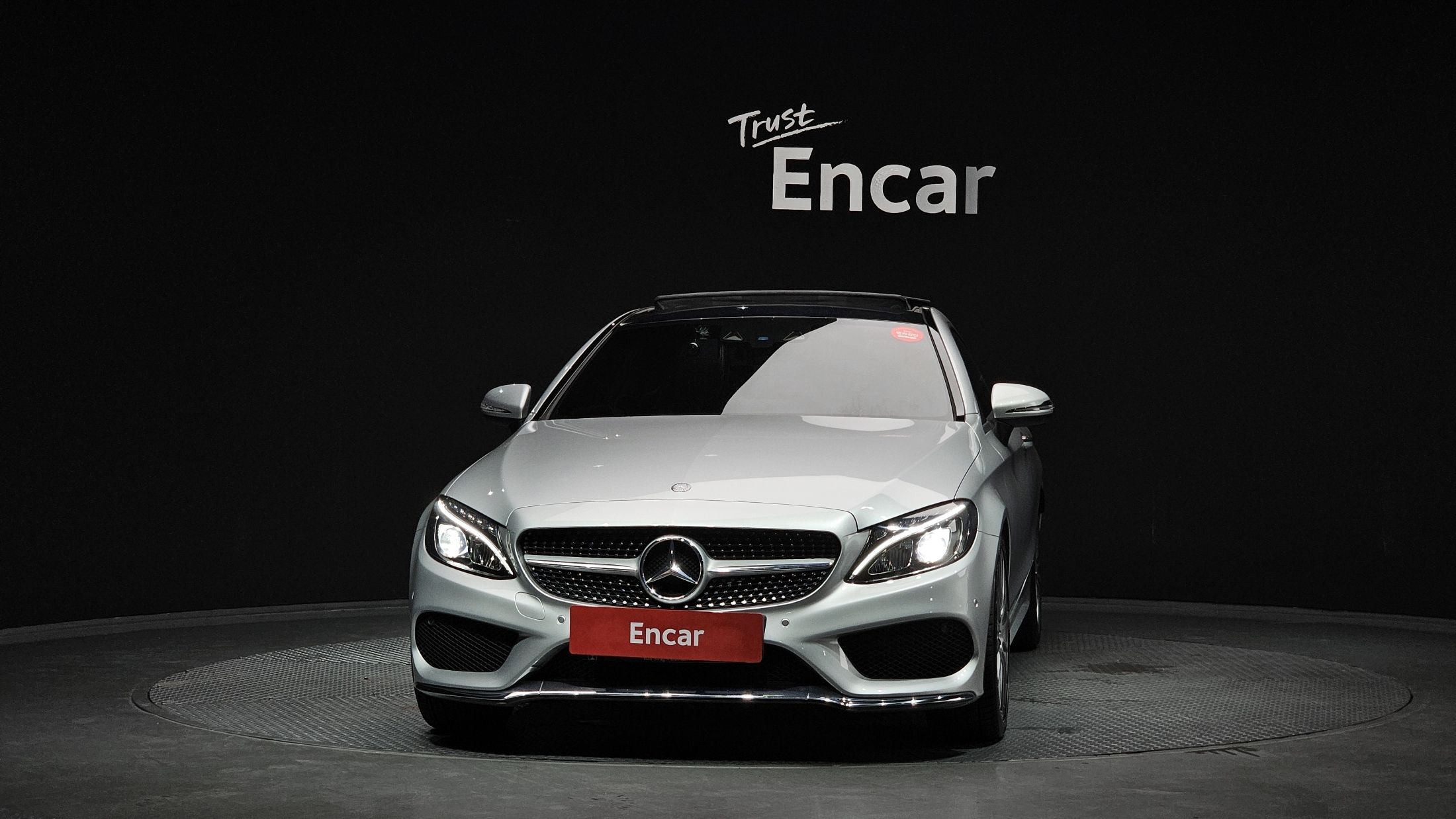 MERCEDES BENZ C-CLASS W205 2016