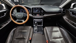 HYUNDAI GRANDEUR IG 2017
