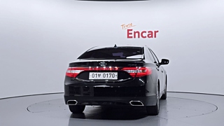 HYUNDAI GRANDEUR HG 2016