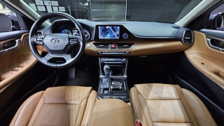 HYUNDAI GRANDEUR IG HYBRID 2018