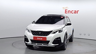 PEUGEOT 5008  2018