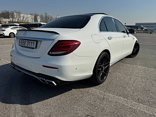 MERCEDES BENZ E-CLASS W213 2016