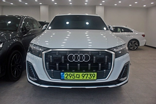 Заказать AUDI Q7 4M