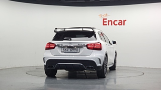 MERCEDES BENZ GLA-CLASS X156 2019