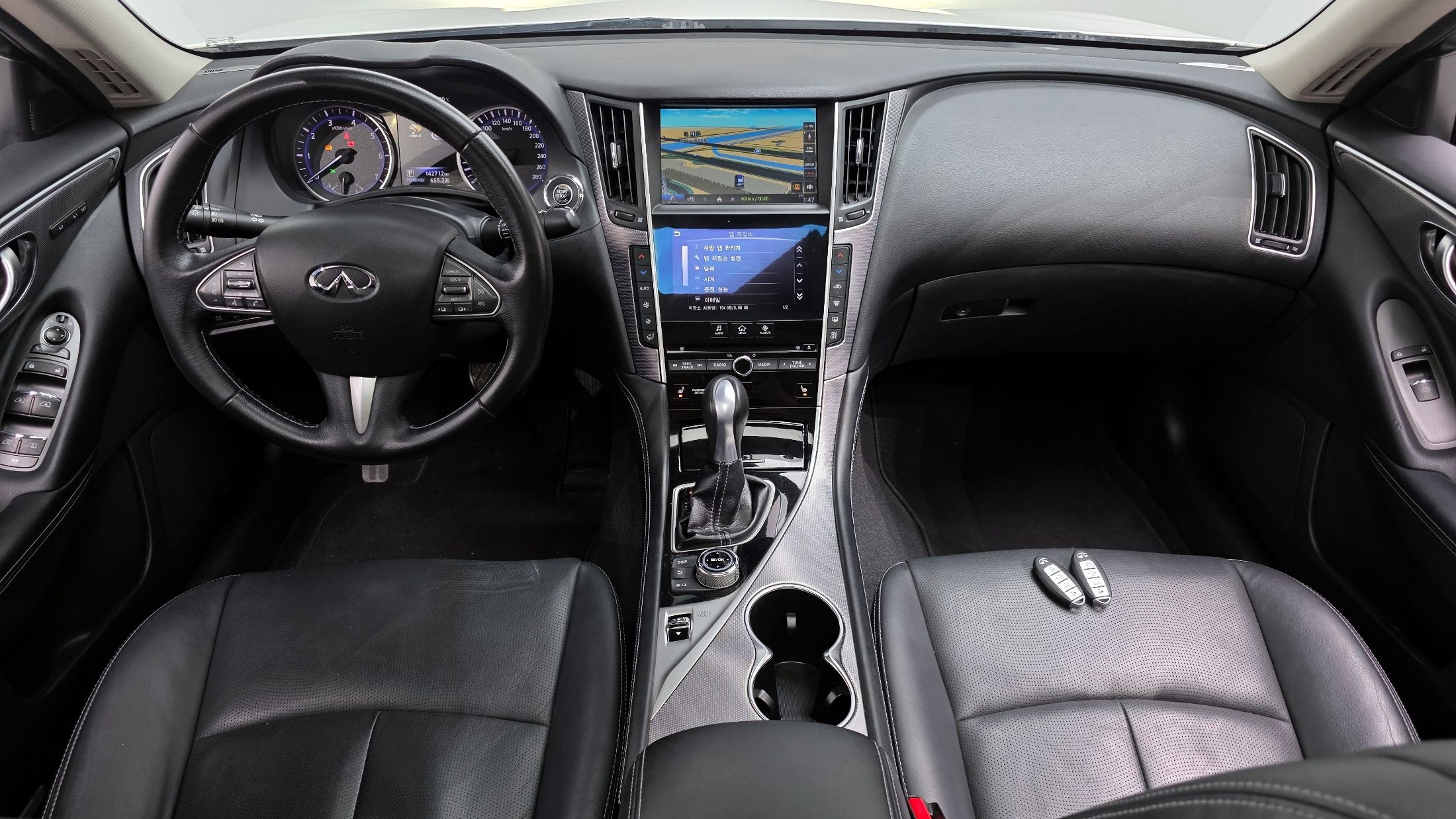 INFINITI Q50 2016
