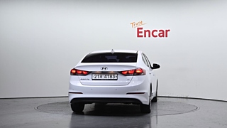 HYUNDAI AVANTE AD 2018