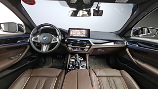 BMW 5-SERIES G30 2021