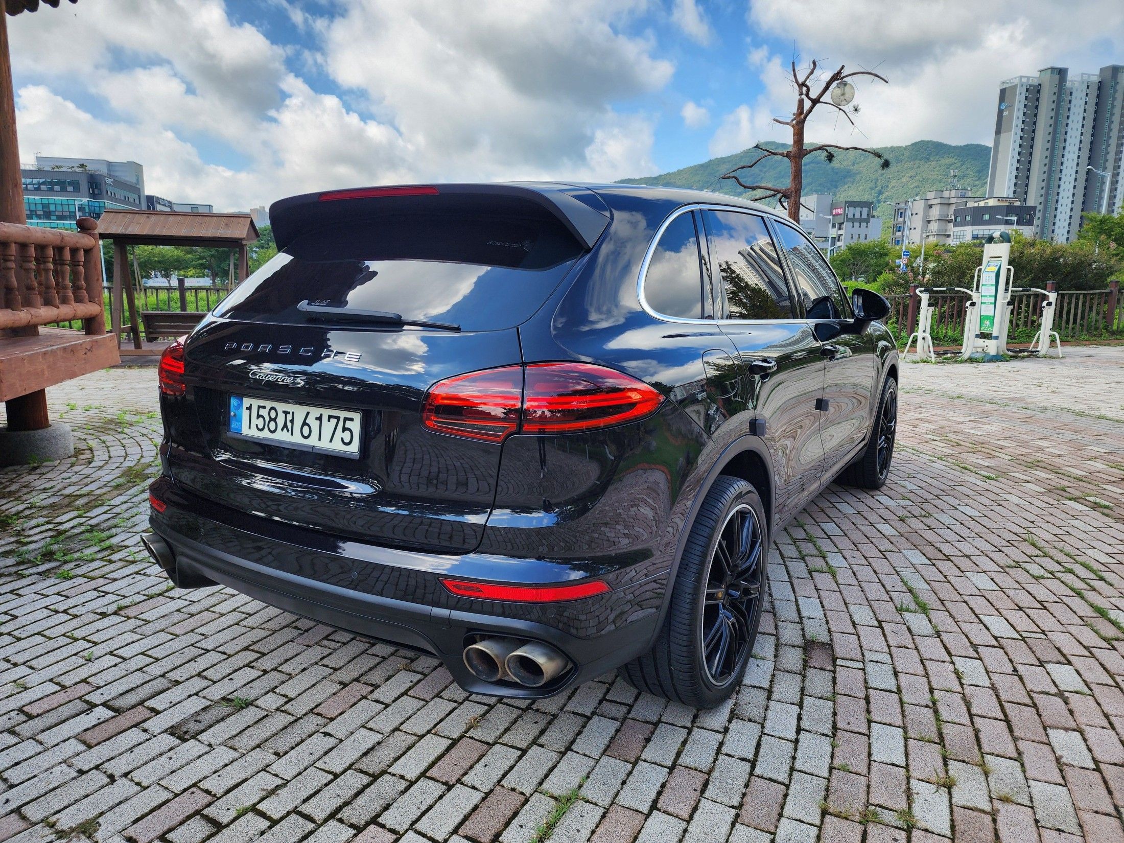 PORSCHE CAYENNE 2015