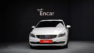 VOLVO S60 2015
