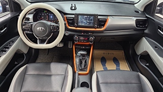 KIA STONIC 2017