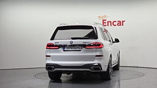 BMW X7 G07 2024
