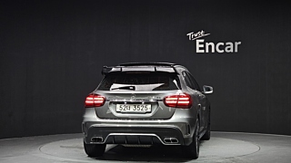 MERCEDES BENZ GLA-CLASS X156 2017