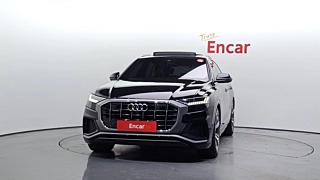 AUDI Q8 4M 2021