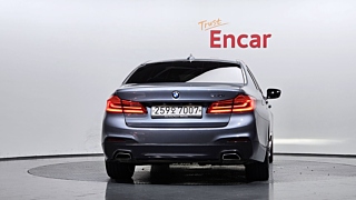 BMW 5-SERIES G30 2019