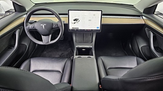 TESLA MODEL 3 2021