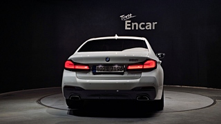 BMW 5-SERIES G30 2022