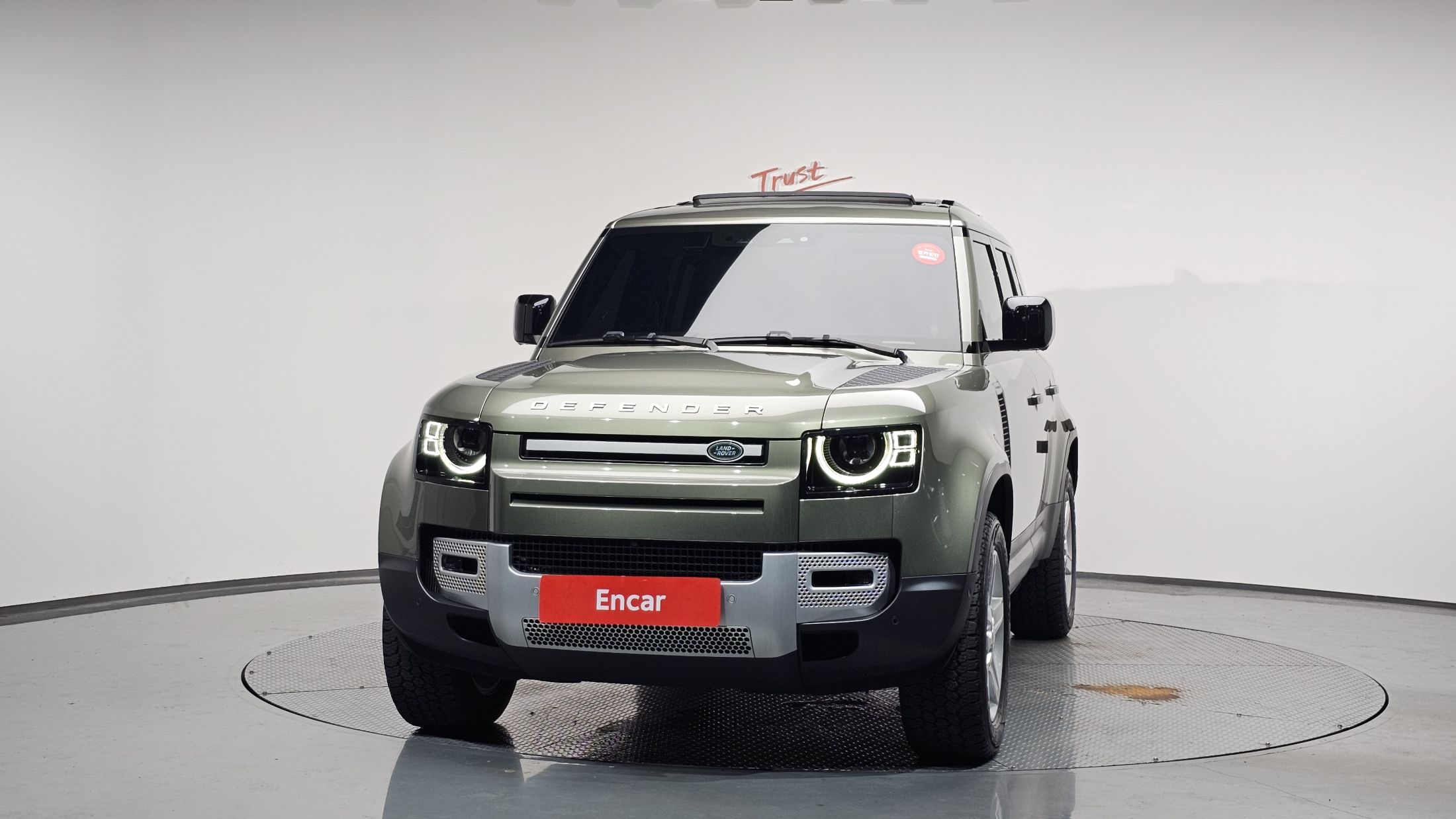 LAND ROVER DEFENDER L663 2023