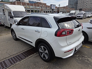 KIA NIRO 2016