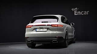 PORSCHE CAYENNE PO536 2020