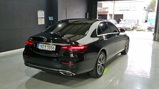 MERCEDES BENZ E-CLASS W213 2021