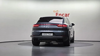 PORSCHE CAYENNE PO536 2020