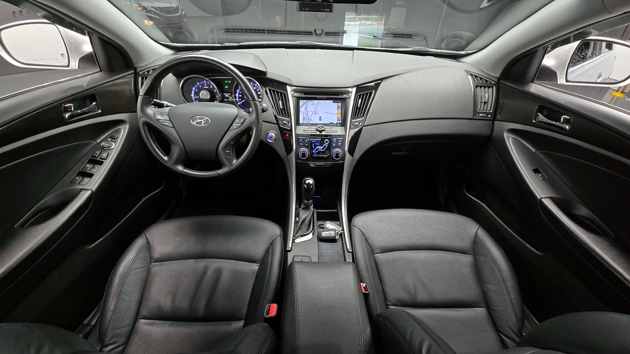 HYUNDAI SONATA YF 2011