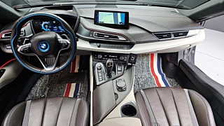 BMW I8 2016