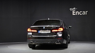 BMW 5-SERIES G30 2021