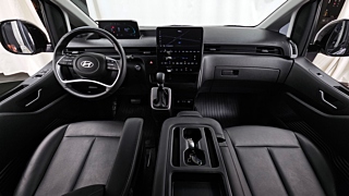 HYUNDAI STARIA 2024