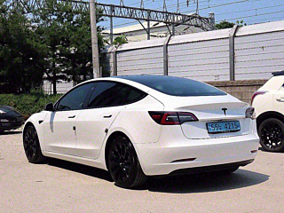 TESLA MODEL 3 2021