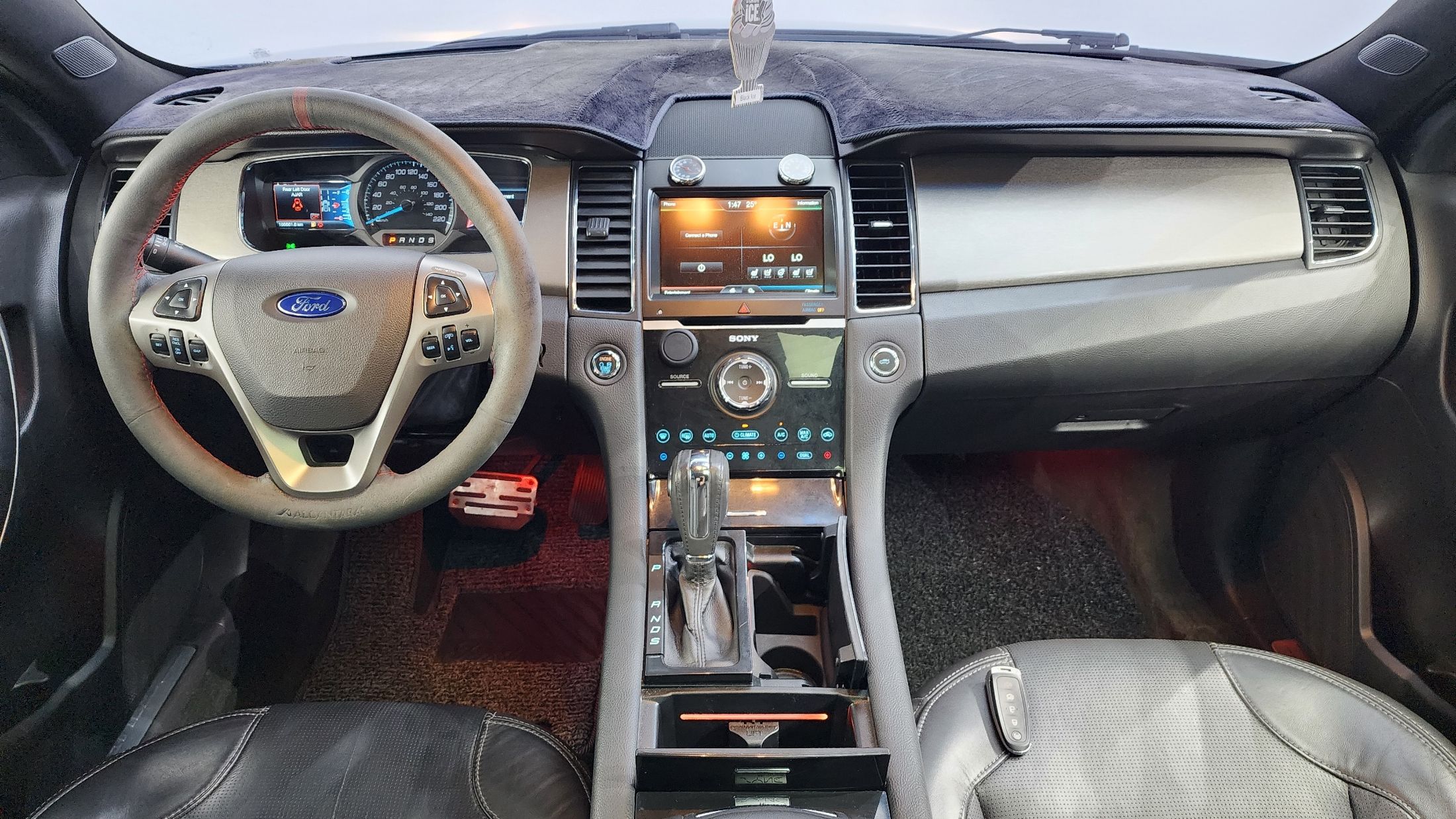 FORD TAURUS 2014