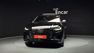 AUDI Q8 4M 2021