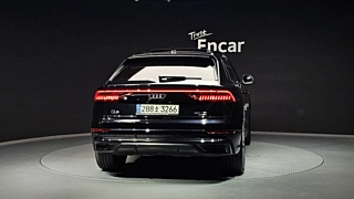 AUDI Q8 4M 2021