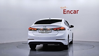 HYUNDAI AVANTE AD 2017