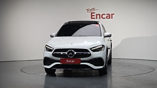 MERCEDES BENZ GLA-CLASS H247 2020