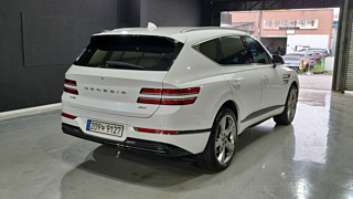 GENESIS GV80 2023