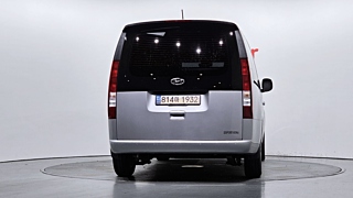 HYUNDAI STARIA 2022