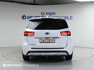 KIA CARNIVAL 2016