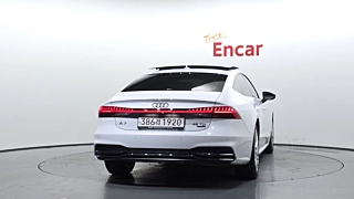 AUDI A7 4K 2020
