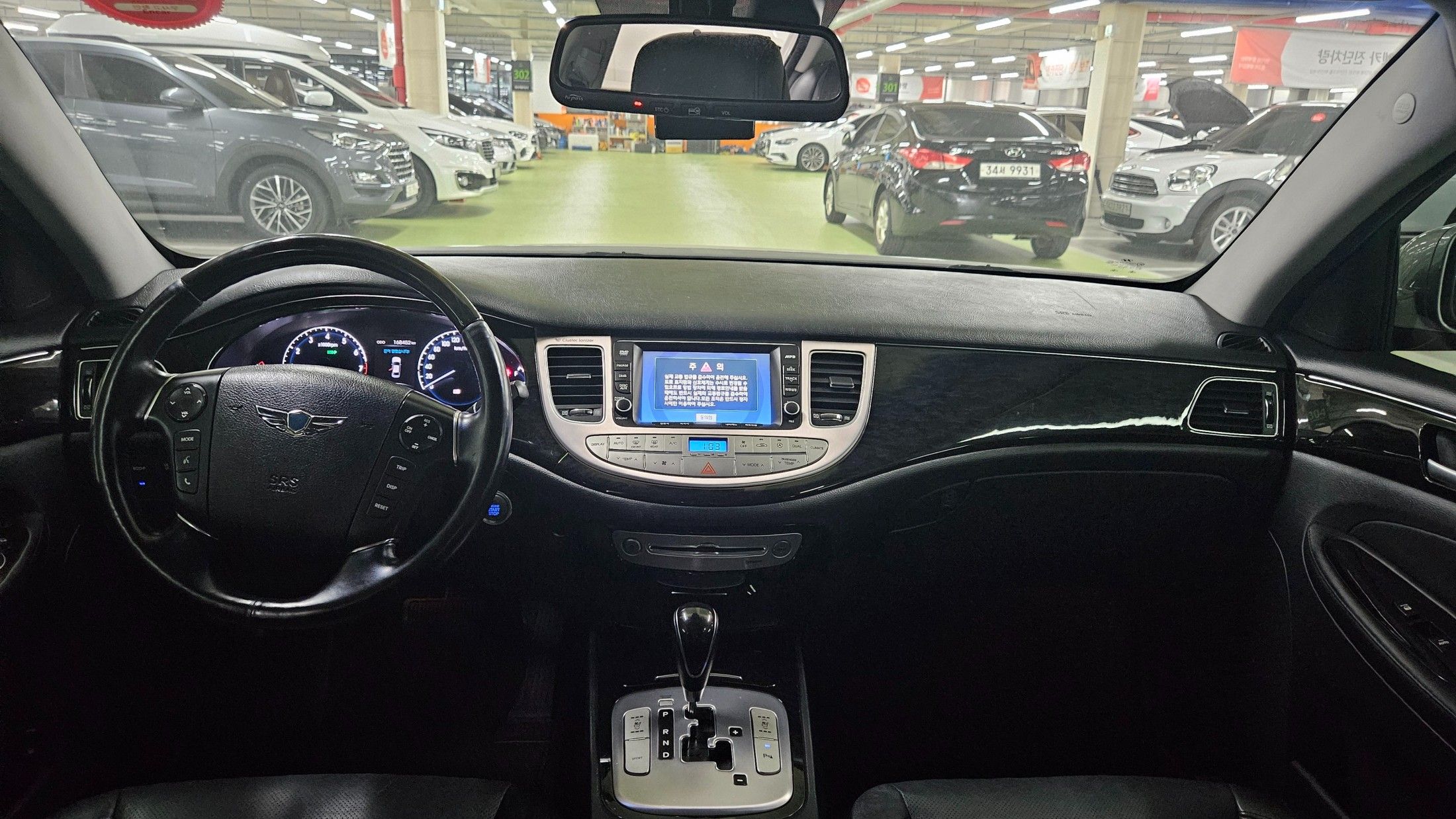 HYUNDAI GENESIS 2011