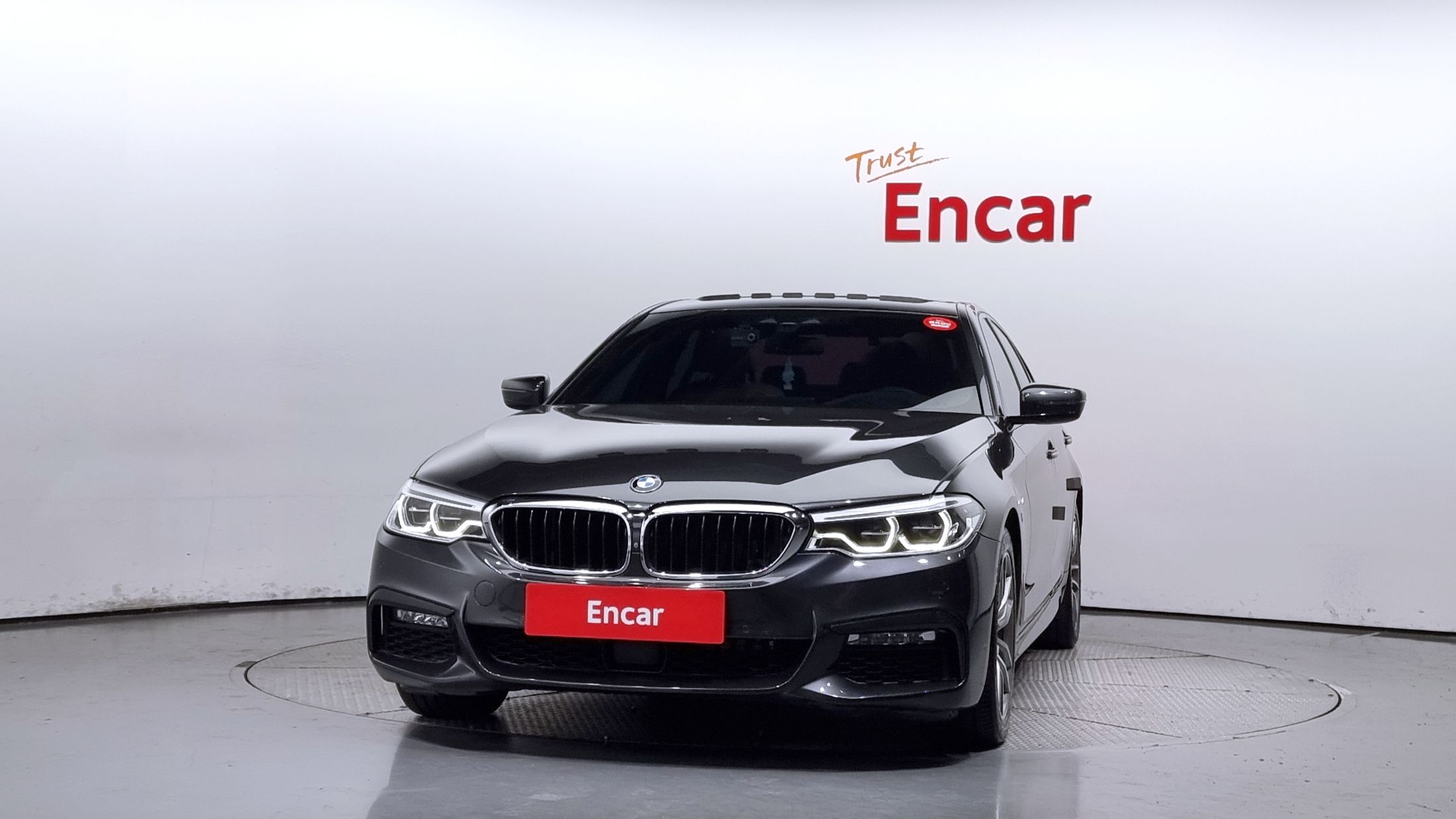 BMW 5-SERIES G30 2017