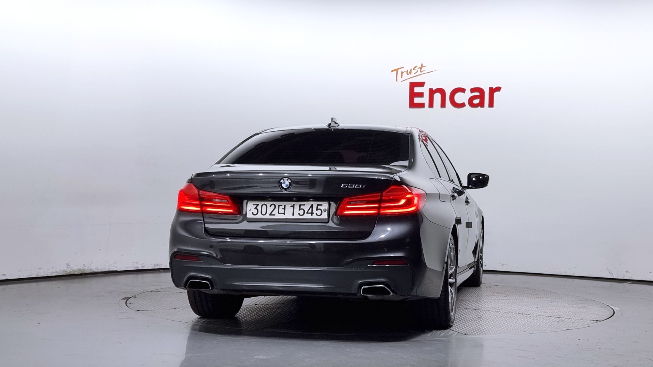 BMW 5-SERIES G30 2017