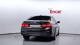 BMW 5-SERIES G30 2017