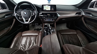 BMW 5-SERIES G30 2017