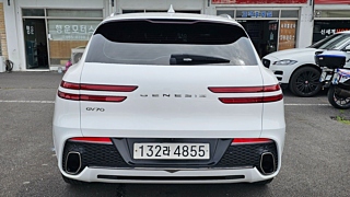 GENESIS GV70 2021