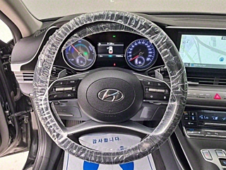 HYUNDAI GRANDEUR IG HYBRID 2021