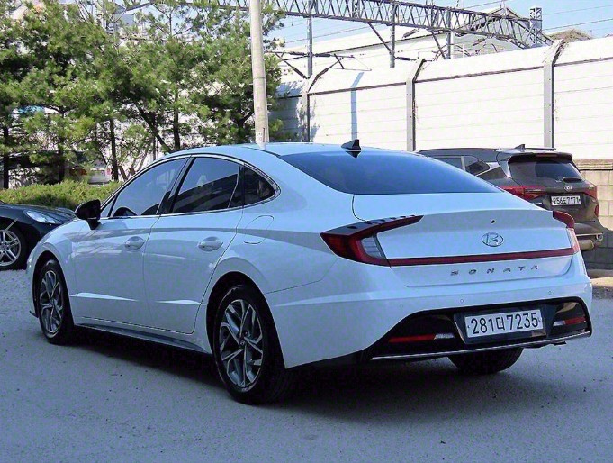 HYUNDAI SONATA DN8 2022