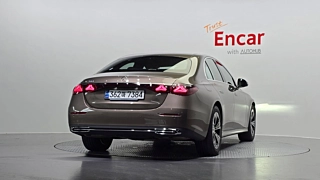MERCEDES BENZ E-CLASS W214  E200 Avantgarde 2024